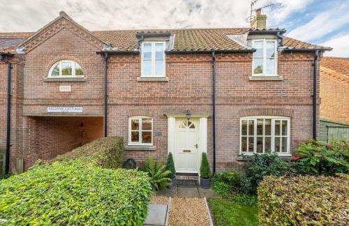Burnham Market House | Mahonia Cottage