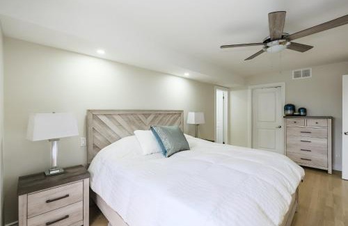 Windsor House | Main Unit Luxury South Windsor Oasis