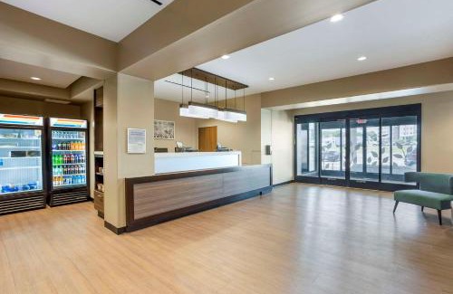 York Hotel | MainStay Suites North - Central York