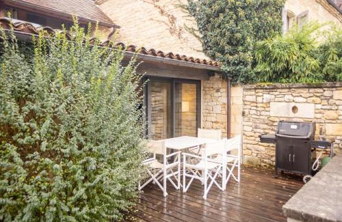 Saint-Amand-de-Coly Villa | Maison 5 étoiles luxe 6p piscine privée chauffée Lascaux
