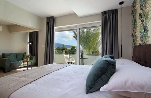 Alimos Hotel | Maison 66 Riviera Hotels