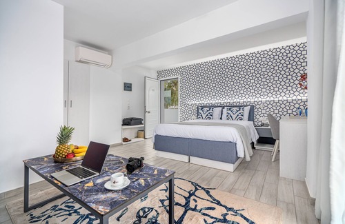 Alimos Hotel | Maison 66 Riviera Hotels