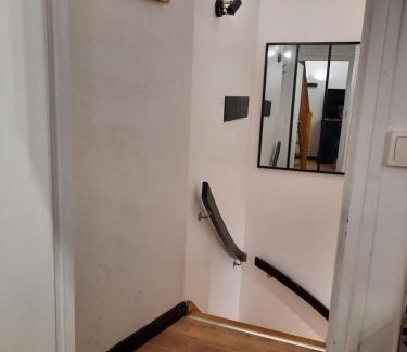 Cerizay Apartment | maison bonheur