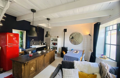 La Roche-Derrien House | Maison Chaleureuse Dans un Village de Caractère