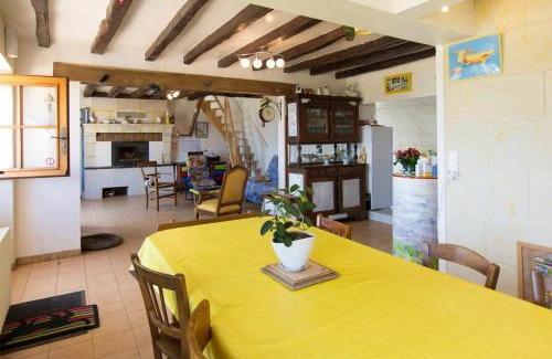 Loir en Vallee House | Maison charmante à Ruillé-sur-Loir avec jardin privé