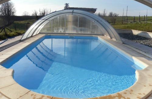 Puycelci House | Maison charmante à Puycelsi avec piscine privée et jardin