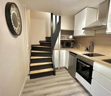 Dammartin-en-Goele Apartment | Maison cosy jungle urbaine