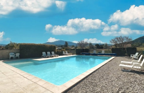 Crestet House | Maison Crestet - Oasis of calm yet everything at your fingertips