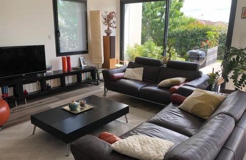 Saint-Gregoire Villa | Maison d'architecte Rennes, meublé de tourisme 4 étoiles