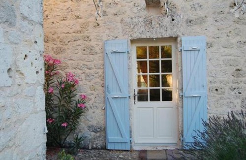 Touffailles House | Maison d'hôte Lapiade