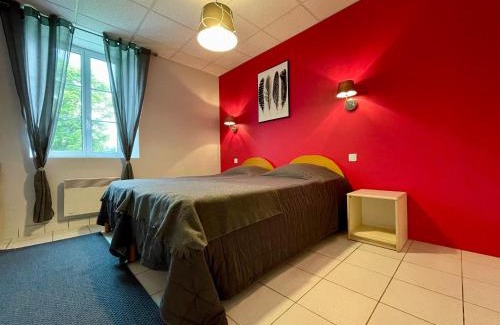 Saint-Julien-Molhesabate House | Maison de plain-pied rénovée en 2018 avec jardin privatif, calme, nature et activités à Saint-Julien - FR-1-582-265