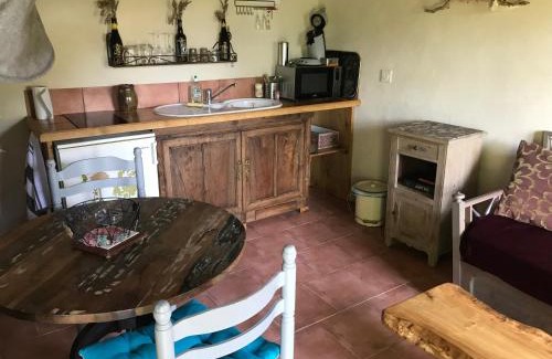 Montcuq Other | Maison de hobbit montcuq