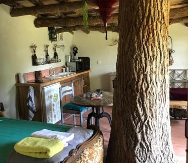Montcuq Other | Maison de hobbit montcuq