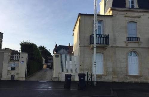 Luc-sur-Mer House | Maison de Pêcheur à 30metres de la Plage