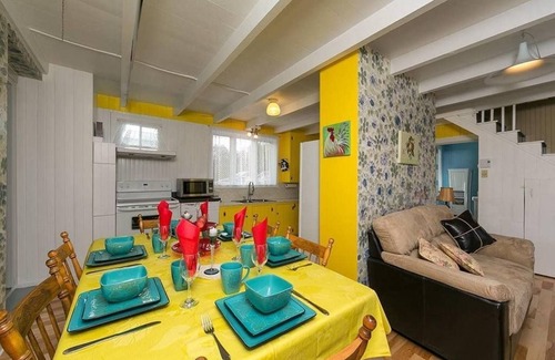 Cap-a-l'Aigle Bed & Breakfast | Maison des Lilas