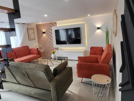 Langres Villa | Maison Design