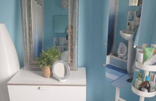 Fleron House | Maison Douce