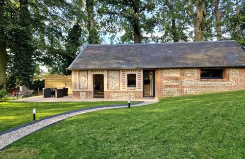 Saint-Eustache-la-Foret House | Maison en Normandie "LA HERISSONNERIE"
