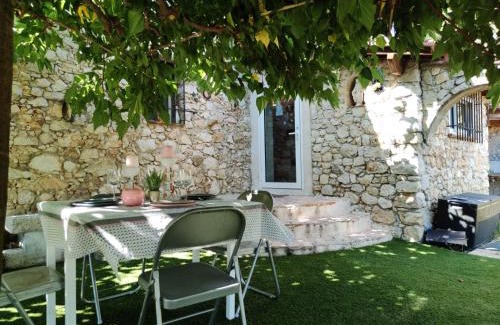 Sainte-Agnes House | Maison en pierre, 3 chambres à 15 mn du centre de Menton et des plages