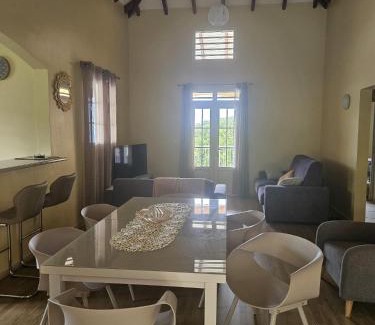 Cafeiere Villa | Maison entre montagne et mer