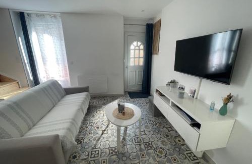 Pithiviers House | maison F3 « Ô meublé de Pithiviers » 6 lits- 7 personnes