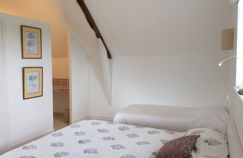 Beaussais-sur-Mer House | Maison Familiale, au Calme, Plein Sud, Lumineuse, Spacieuse et Confortable