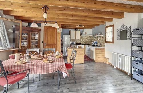 Saint-Martin-de-Belleville Apartment | Maison Familiale Cosy avec Terrasse, Proche Centre et Téléski à Saint Martin de Belleville - FR-1-344-1176