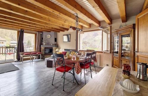 Saint-Martin-de-Belleville Apartment | Maison Familiale Cosy avec Terrasse, Proche Centre et Téléski à Saint Martin de Belleville - FR-1-344-1176