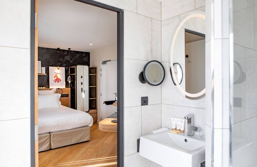 Quartier de Rochechouart Hotel | Maison Mère