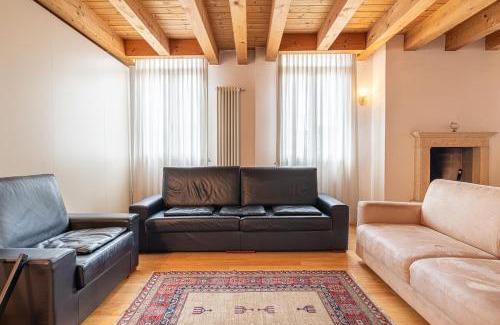 Vicenza Apartment | MAISON MARIA city center Public Parking Available