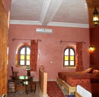 Hassilabied Bed & Breakfast | Maison Merzouga Guest House