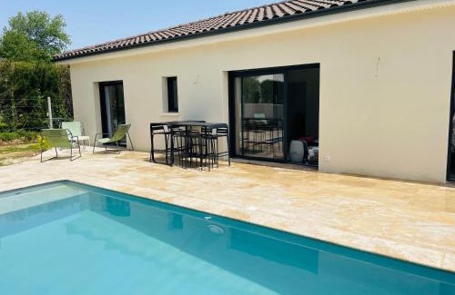 Creysse House | Maison moderne avec Piscine