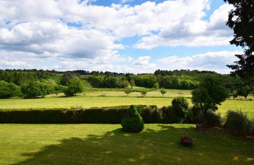 Blanquefort-sur-Briolance Villa | Maison pour 5 personnes à la campagne