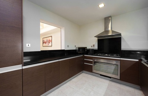 Palm Jumeirah House | Maison Privee - Charming Apt with Arabesque Sea View on the Palm Jumeirah