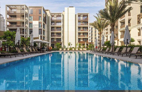 Discovery Gardens Apartment | Maison Privee - Creekside Elegance w/Canal Vws at Creek Beach