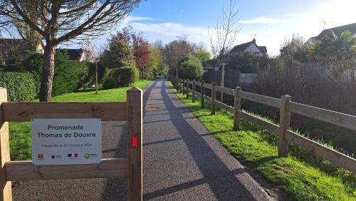 Douvres-la-Delivrande House | Maison proche plages du Débarquement