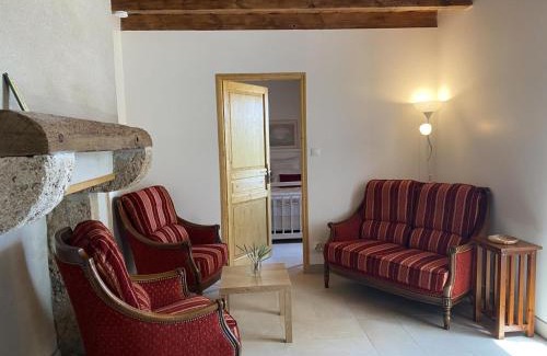 Rongeres House | Maison rénovée en campagne avec jardin proche Vichy - FR-1-489-381