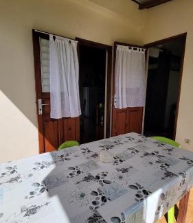 Sainte-Anne House | Maison Tranquility