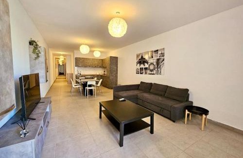 Qawra Apartment | Maisonette Haven Explore Malta