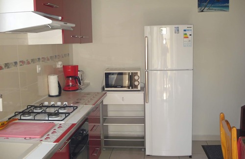 Saint-Pierre House | Maisonette with mezzanine, air conditioning, private closed parking, wifi internet, quiet.