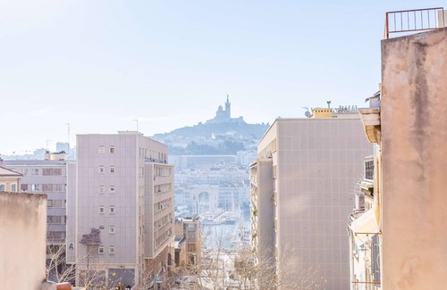 La Joliette Apartment | MaisonMars Le Petit Panier Studio Rooftop