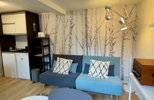 Petit-Colombes Apartment | Maisonnette dans jardin partagé