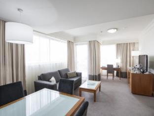 Adelaide Central Business District Hotel | Majestic Roof Garden Hotel