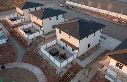 Hildale House | Majestic Zion Cottage with hot tub in Hildale