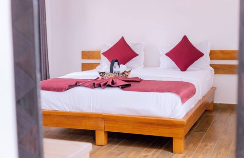 Gisenyi Hotel | Makutano Kivu Resort