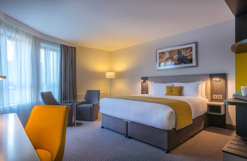 Tallaght Hotel | Maldron Hotel & Leisure Centre Tallaght