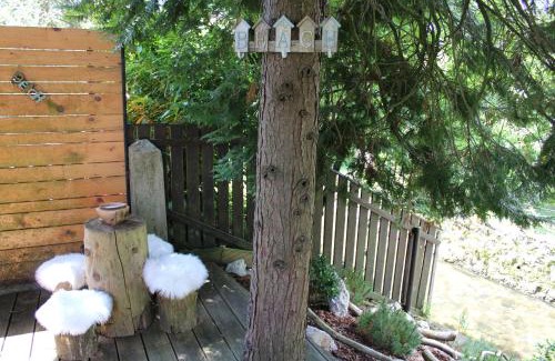 Menges Apartment | Mali Raj