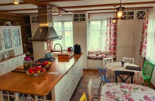 Jeziorany House | Malowniczy Zakątek w Dercu