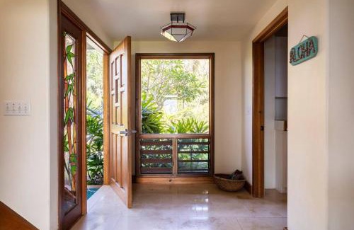Waialee Villa | Maluhia ~ Peace & Tranquility