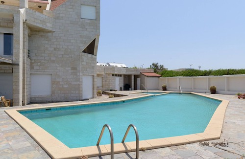 Netanya Villa | MAMAD Coastal Mansion Private Pool in Netanya by FeelHome